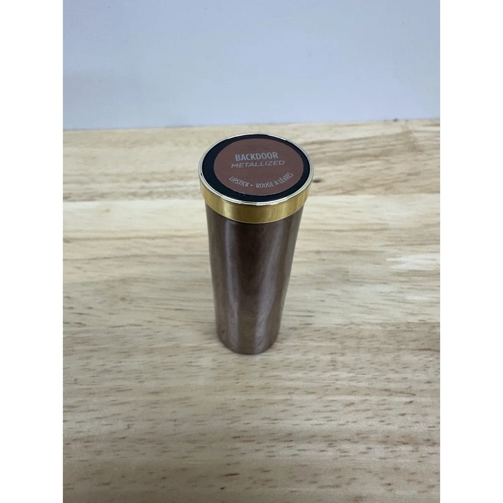 Urban Decay Lipstick Backdoor (Metallized) .11oz / 3.4g